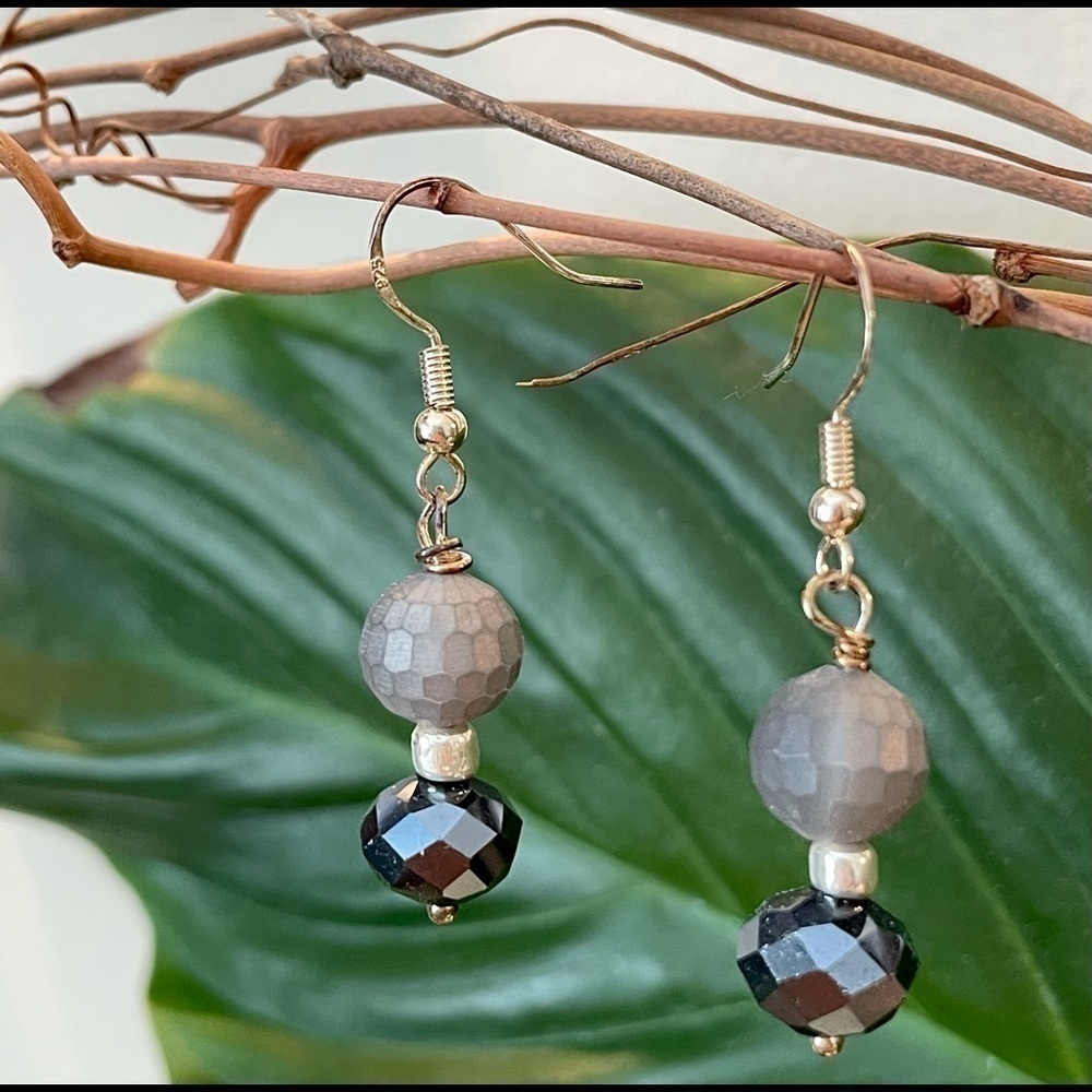 Sterling Silver Earrings Matte Grey Genuine Crystal Modern Chic French Chic - Picture 7 of 13